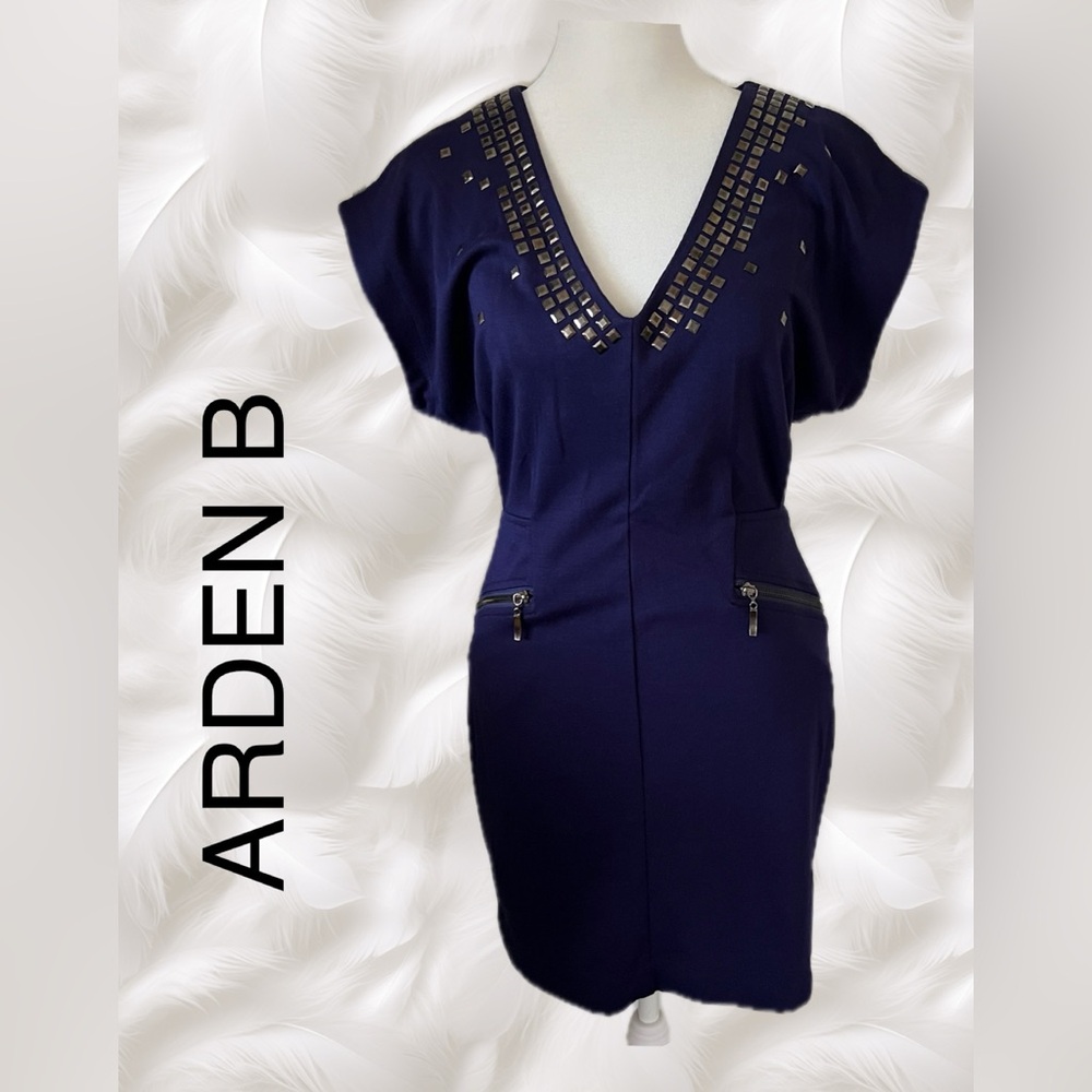 ARDEN B DRESS SIZE S. NWT